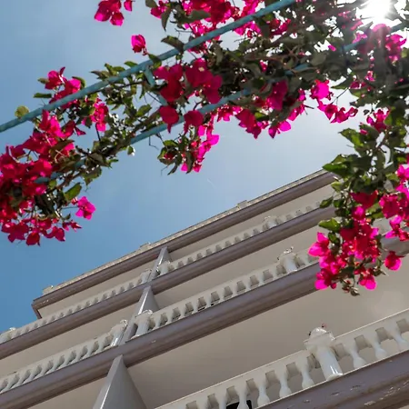 Keos Hotel